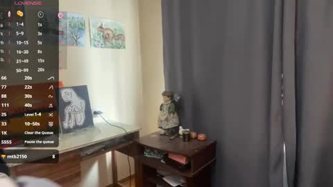 Selena online show from April 18, 9:11 am