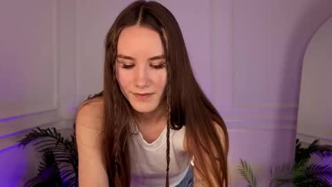 Claire online show from March 17, 1:49 pm