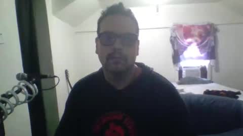 clark_kent1986 online show from May 16, 11:14 pm