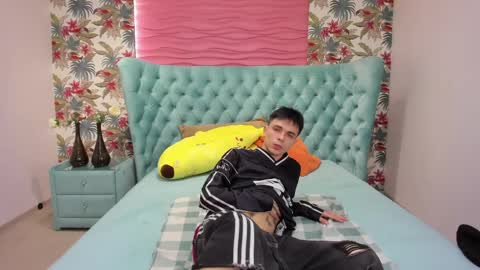 Clark online show from April 4, 8:10 am