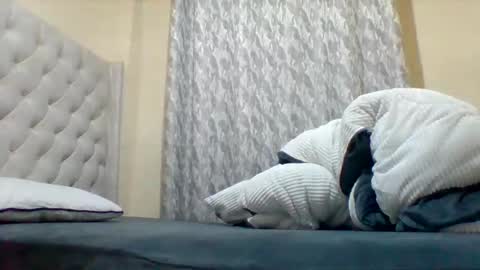 carmen online show from December 22, 10:05 pm