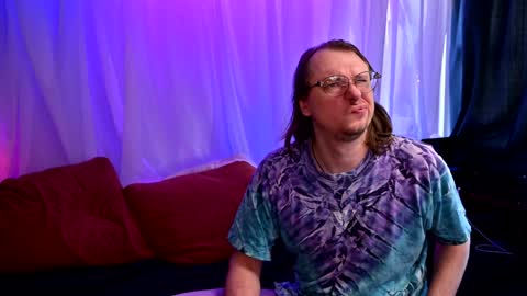 Claudia Cyberfox and Elon online show from March 28, 6:59 am