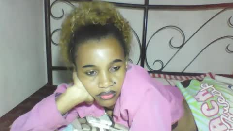 claudianne online show from April 16, 8:09 pm