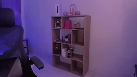 Cleo Adams online show from October 23, 5:09 am