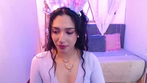 Snapshot of cleo_fox chatting on October 8, 12:40 am Cleo online show from October 8, 12:40 am