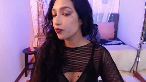 Snapshot of cleo_fox chatting on September 18, 11:42 pm Cleo online show from September 18, 11:42 pm