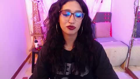 Snapshot of cleo_fox chatting on October 9, 12:49 am Cleo online show from October 9, 12:49 am