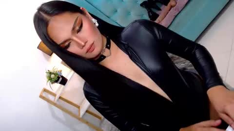 Cleo online show from February 20, 6:10 pm