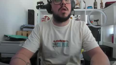 clitlicker1511 online show from May 1, 4:23 pm