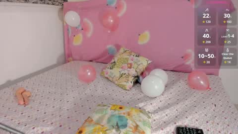 cloe_brown1 online show from April 4, 7:10 pm