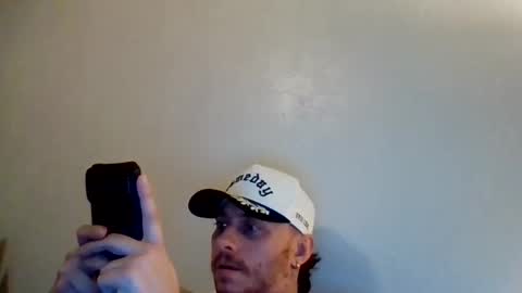 tallhungandcloudy online show from March 8, 1:50 am