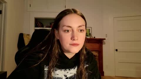 Snapshot of clover_tully chatting on October 23, 8:27 am Clover online show from October 23, 8:27 am