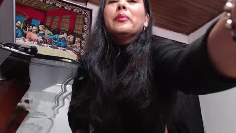 Snapshot of clovermiller chatting on February 18, 2:38 pm rocio online show from February 18, 2:38 pm
