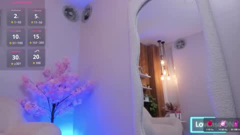 Snapshot of cloy_baby chatting on October 16, 3:33 pm Eilyn online show from October 16, 3:33 pm