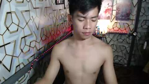 clyde_twinkx online show from September 30, 6:29 pm