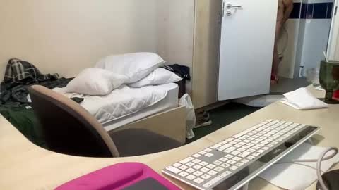 Coach Karl Porn Star Tip me all the way to my next trip online show from April 27, 1:52 pm