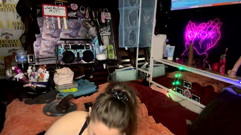 COCK N CREAMZ  WET DREAMZ online show from January 13, 7:20 pm