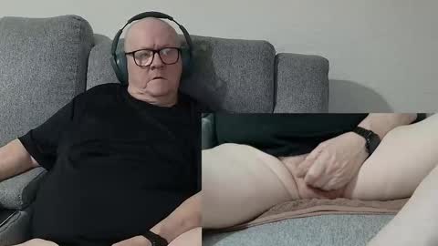 Charlie. online show from November 3, 4:08 pm