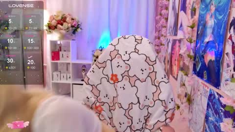 Snapshot of coconut_mia chatting on September 24, 3:19 pm Mia online show from September 24, 3:19 pm