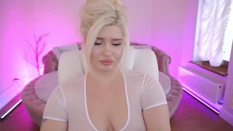 onlyfans amyleyy online show from December 15, 8:21 am