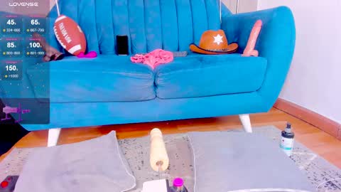 Snapshot of codytwink_ chatting on February 15, 7:06 pm Cody online show from February 15, 7:06 pm