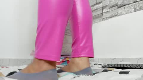Snapshot of coffee_hot chatting on February 14, 10:14 pm laurita online show from February 14, 10:14 pm