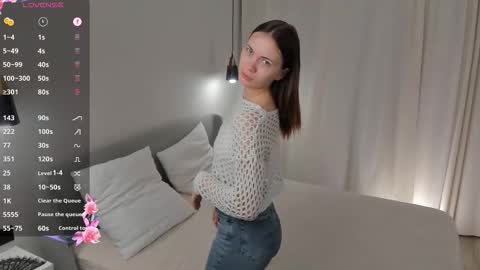 Carry online show from October 30, 1:28 am