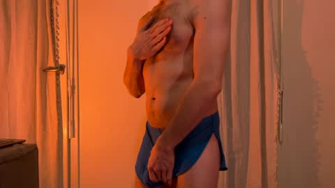 coldsweats online show from December 11, 2:30 am