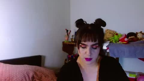 Collette online show from June 17, 7:24 am