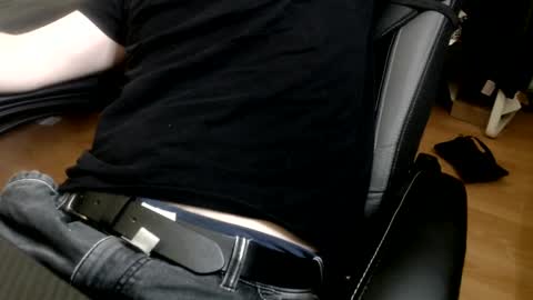 Snapshot of commanderchip chatting on February 25, 3:42 pm commanderchip online show from February 25, 3:42 pm