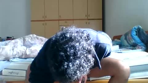 comobailamioso online show from March 2, 8:48 am