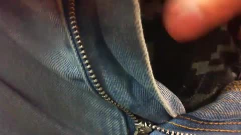 comox online show from February 24, 2:19 am