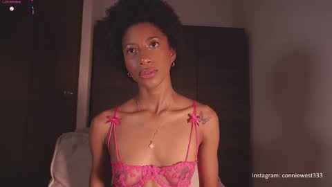   independent model online show from October 31, 12:11 am