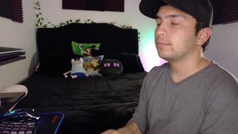 conor_taylor_ online show from December 2, 12:58 pm