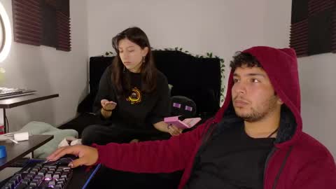 conor_taylor_ online show from April 21, 3:02 am