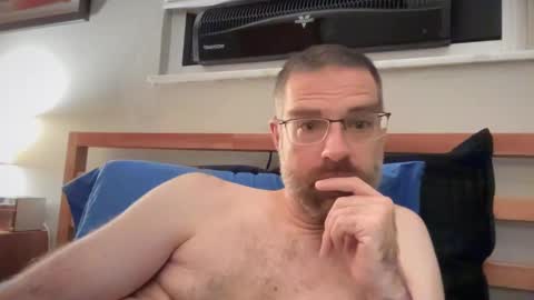 Snapshot of consexual chatting on October 2, 2:54 am consexual online show from October 2, 2:54 am