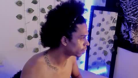 Snapshot of cookedcock chatting on October 25, 1:55 pm Aaron  online show from October 25, 1:55 pm