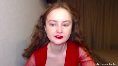 Snapshot of coolamber chatting on December 3, 3:04 am Amber online show from December 3, 3:04 am