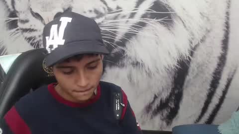 Cora online show from February 3, 11:58 pm