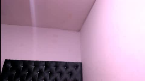 Coral online show from October 27, 1:33 pm