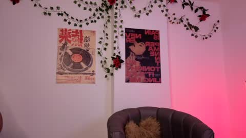 Coralie Bronson online show from June 21, 1:34 am