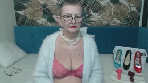 corssika online show from December 1, 5:55 pm