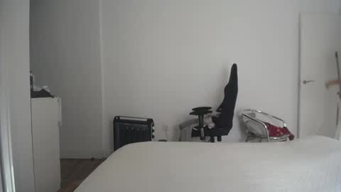 costantine helena24 online show from January 15, 11:52 am