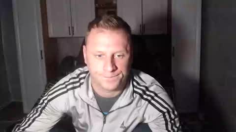 costyalex2024 online show from November 12, 4:42 pm