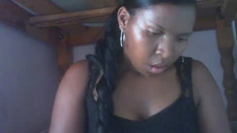 couleur_vanille online show from February 20, 7:12 am