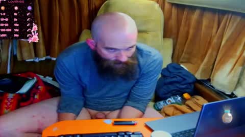 Snapshot of countryfuckers chatting on October 1, 2:49 pm Alaskawildcouple online show from October 1, 2:49 pm