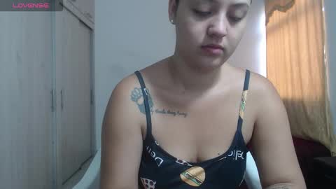  ALEJANDRO Y EMILY  online show from October 26, 1:23 pm