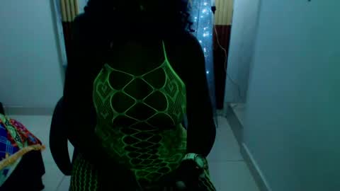 luckyalysonXXX online show from March 25, 5:03 am