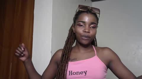 craizybitch online show from February 1, 8:37 pm