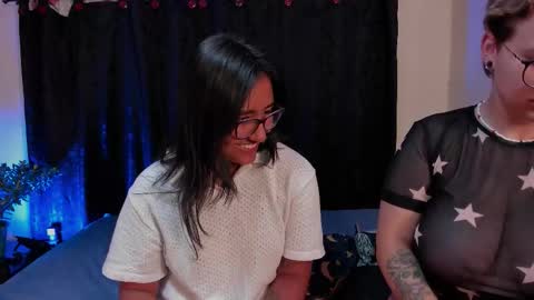 Snapshot of crazy_cakes_ chatting on October 3, 5:49 am Lexie  Rose  online show from October 3, 5:49 am